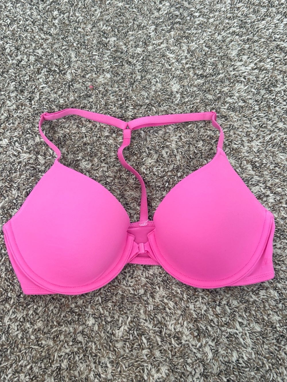 hot pink lightly lined front close bra
